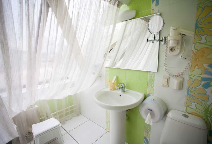 스탠다드 룸, Valentin