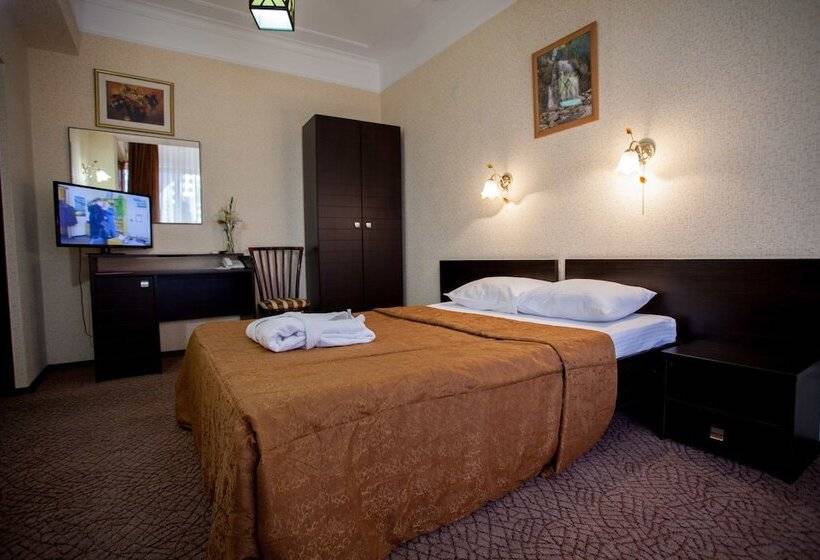 스탠다드 룸, Valentin