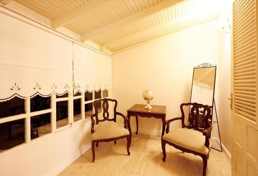 Suite con Idromassaggio, Villa Levante