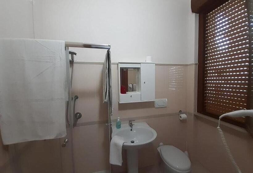 اتاق استاندارد, G&g Bed & Breakfast