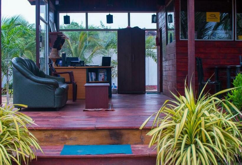 Standard Trippelrum Trädgårdsutsikt, Elegant Green Beach Resort