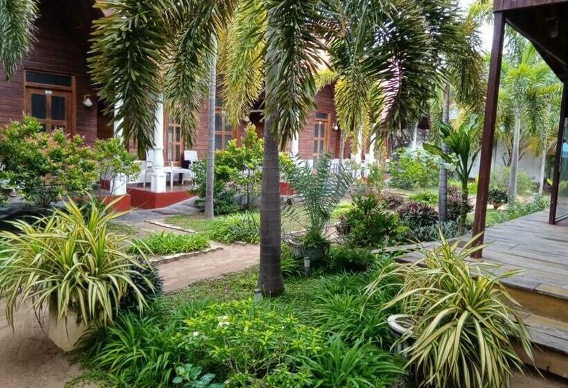 Deluxe Rum Trädgårdsutsikt, Elegant Green Beach Resort