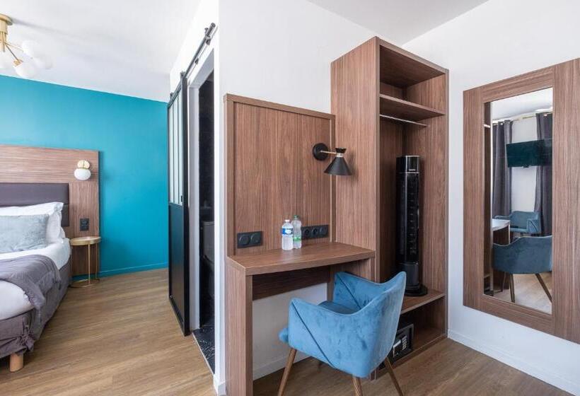 חדר קומפורט לשלושה, The Originals Boutique, Hôtel Le Marignan,le Havre Centre Gare