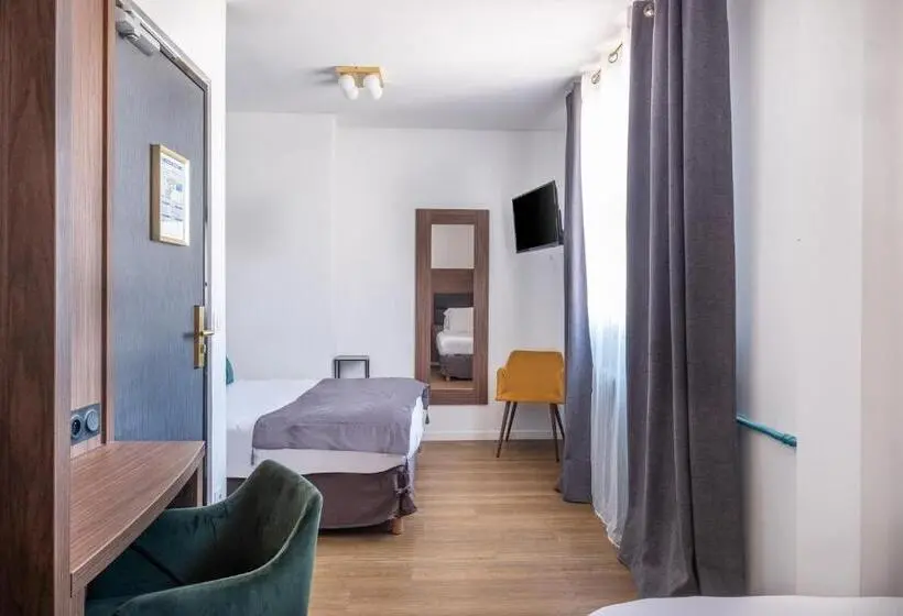 اتاق راحتی سه تخته, The Originals Boutique, Hôtel Le Marignan,le Havre Centre Gare