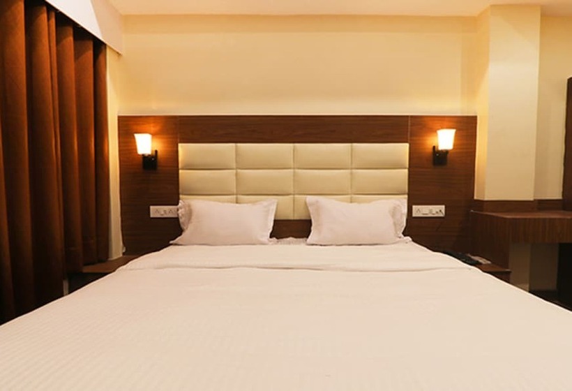 豪华房间, Fabhotel Blueark