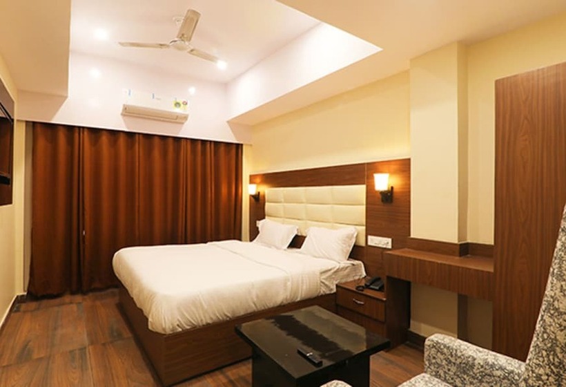 デラックスルーム, Fabhotel Blueark