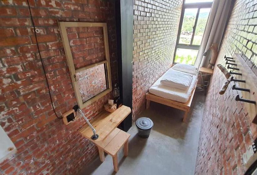اتاق استاندارد یک تخته با سرویس بهداشتی مشترک, 缽割貓點點 青旅 Diandian Hostel