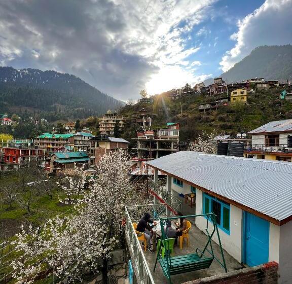 スタンダードトリプルルーム, Yolo Backpackers   Manali