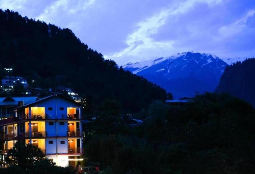 マウンテンビュースタンダードルーム, Yolo Backpackers   Manali