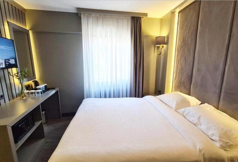 اتاق استاندارد سه نفره, Dilens Bosphorus