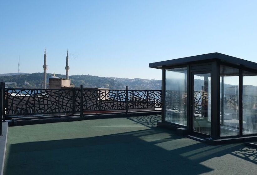 اتاق استاندارد سه نفره, Dilens Bosphorus