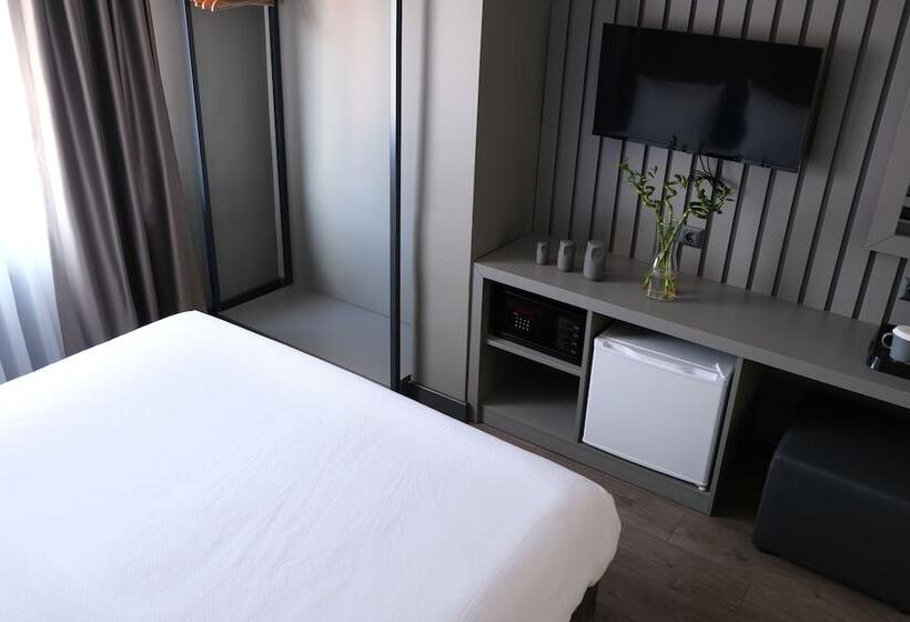 اتاق استاندارد, Dilens Bosphorus