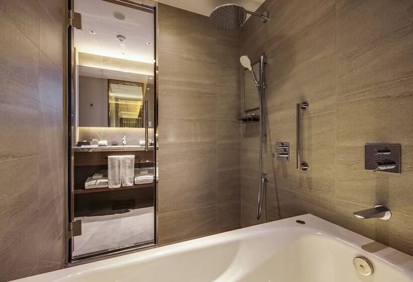 اتاق لوکس سه تخته, Okura Kyoto Okazaki Bettei  Age Requirement 12 Over