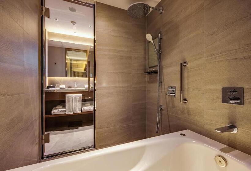 اتاق لوکس سه تخته, Okura Kyoto Okazaki Bettei  Age Requirement 12 Over