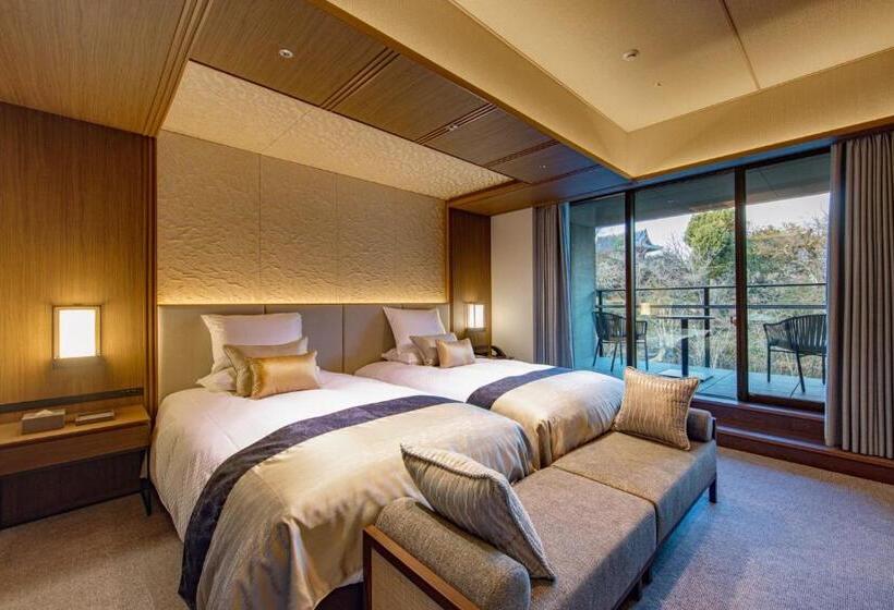 سوییت با چشمانداز باغ, Okura Kyoto Okazaki Bettei  Age Requirement 12 Over