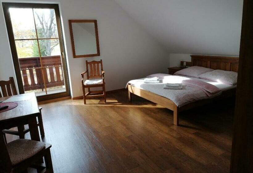 Трехместный Номер Классика, Penzion U Vlčí Stezky
