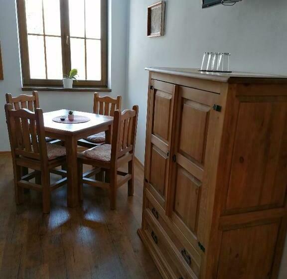 スタンダード４人部屋, Penzion U Vlčí Stezky