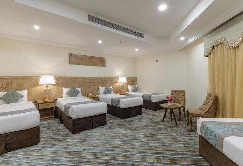 اتاق لوکس خانوادگی, Snood Al Dana