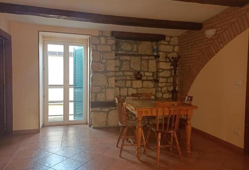 1间卧室的房子, Deattellis House Intero Appartamento