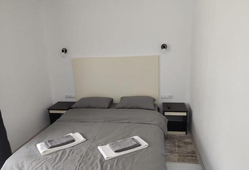 スタンダードルーム, Pensiunea Teodora