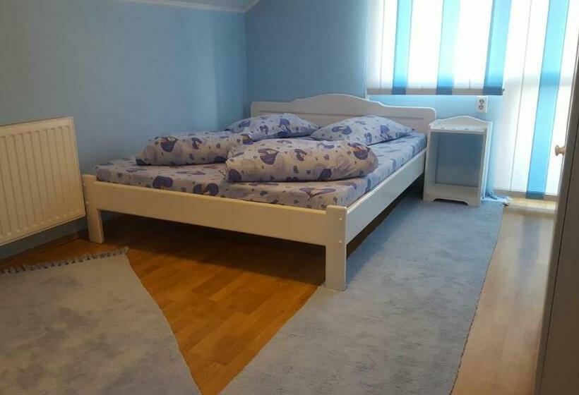 스탠다드 룸, Szandi Panzió