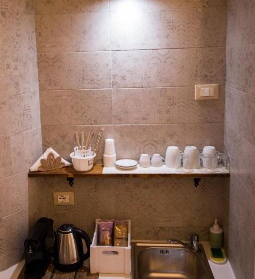 غرفة ديلوكس, Imperium