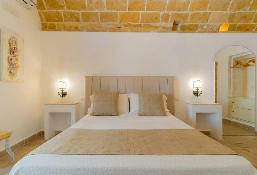 Номер Стандарт, Relais La Casa Del Poeta