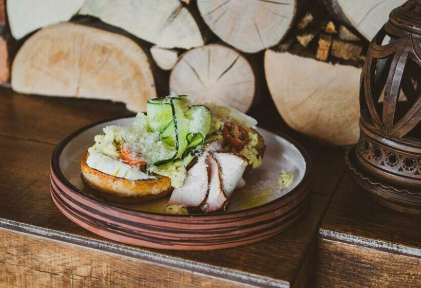 Üç Kişilik Standart Oda, готель довбуш