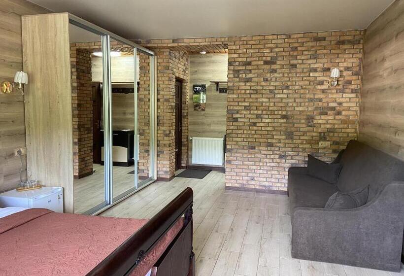 Dört Kişilik Standart Oda, готель довбуш