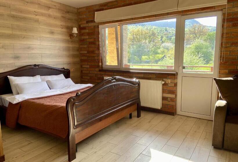 Üç Kişilik Standart Oda, готель довбуш