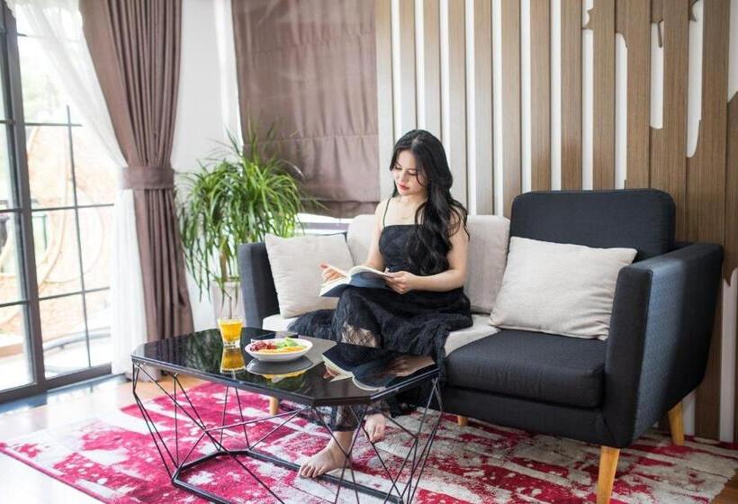 1 Bedroom Apartment Lake View, Khai Ngoc