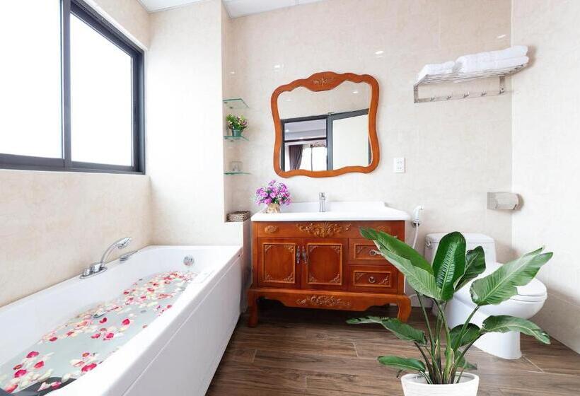 1 Bedroom Apartment Lake View, Khai Ngoc