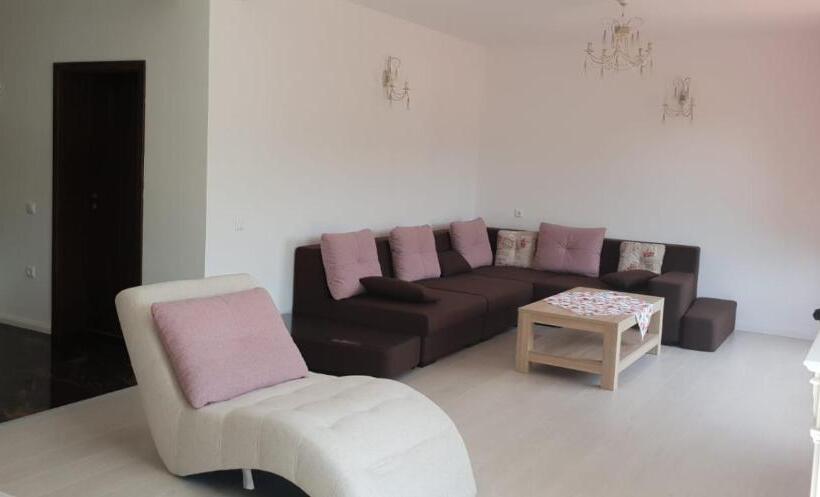 خانه 1 خوابه, Casa Davideea