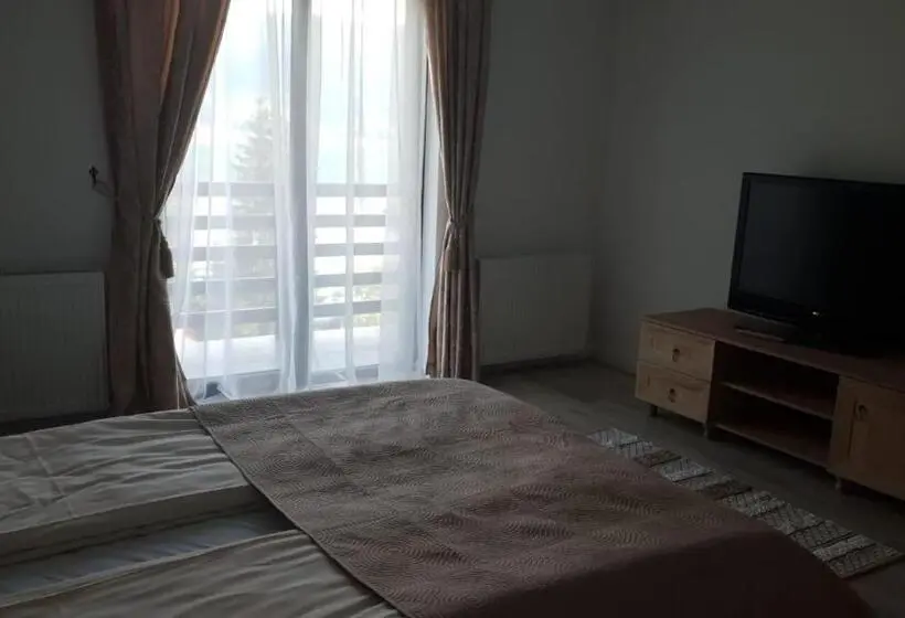 レイクビュースタンダードルーム, Casa Davideea
