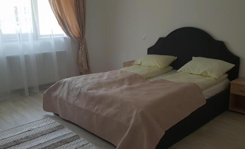 اتاق استاندارد با چشمانداز کوهستان, Casa Davideea