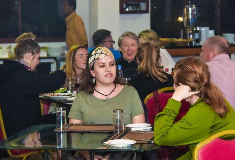 חדר משפחתי נוף להרים, Rawan Face Hotel Ella