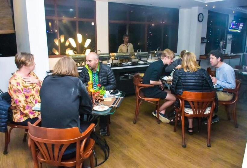 חדר משפחתי נוף להרים, Rawan Face Hotel Ella