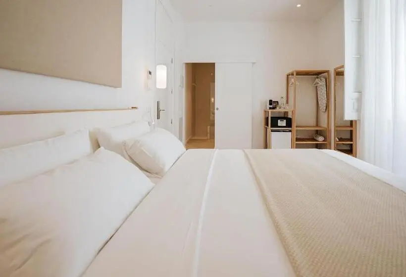 اتاق اکونومی, Emblemático F24 Only Adults B&b