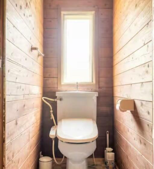 Családi Szoba, ウッドペッカー小径