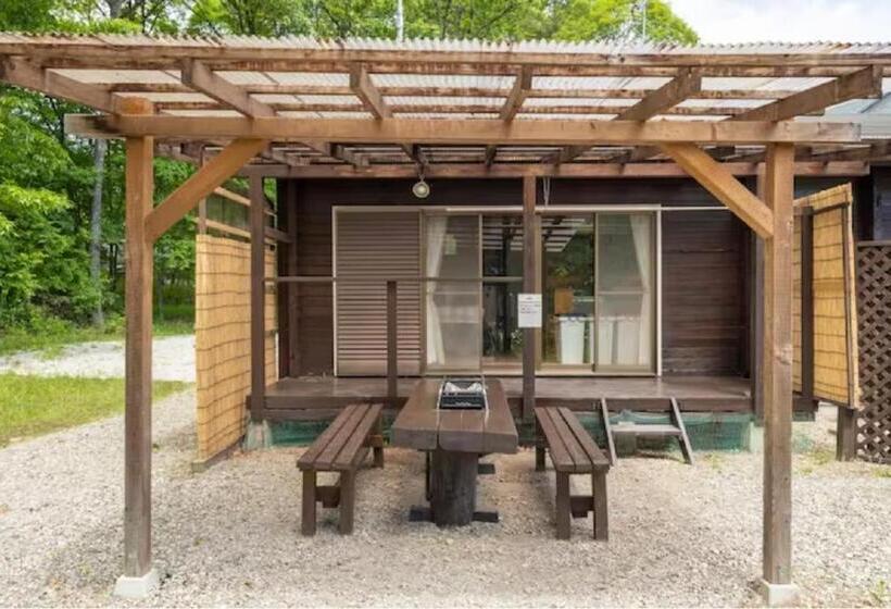 Családi Szoba, ウッドペッカー小径