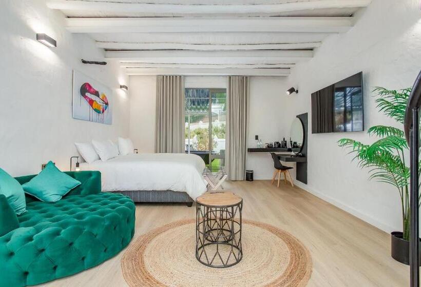 Люкс Семейный 2 Спальни, Droom Guesthouse
