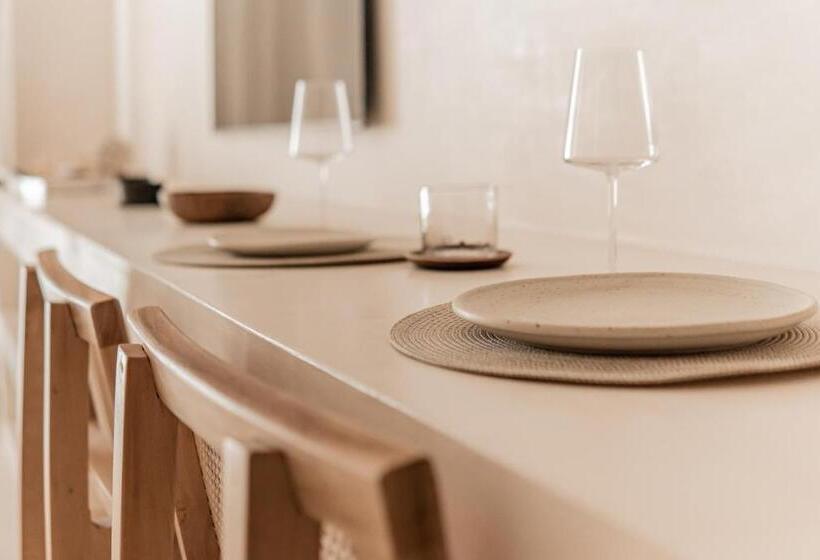 استودیوی سوپریور, Nãmas Tulum