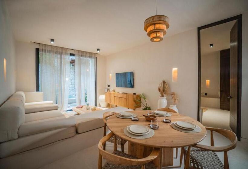 آپارتمان 1 خوابه همکف, Nãmas Tulum