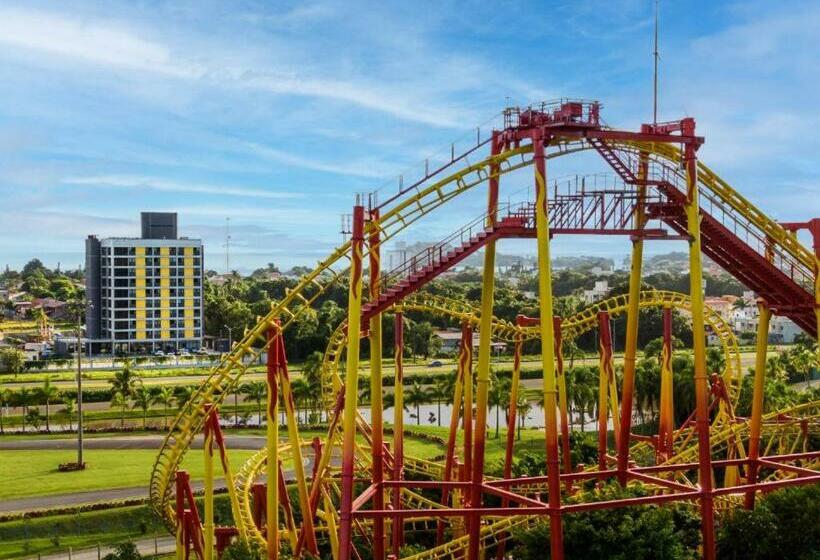 سوییت خانوادگی, Flat Em Frente Ao Parque Beto Carreiro