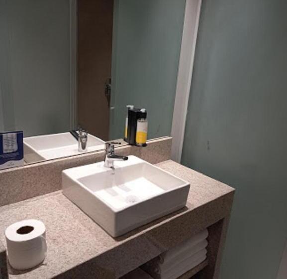 سوییت خانوادگی, Flat Em Frente Ao Parque Beto Carreiro