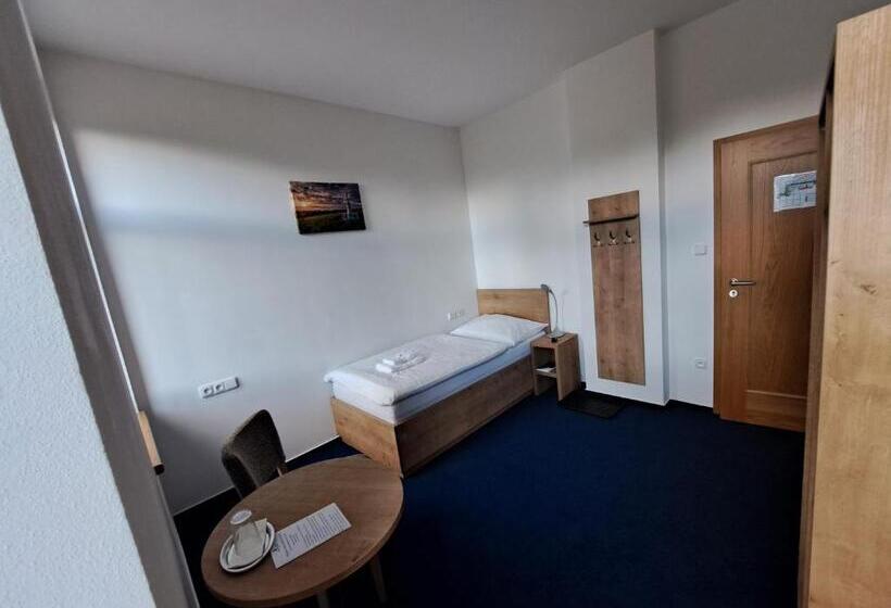 Номер Стандарт Индивидуальный, Poutní Dům