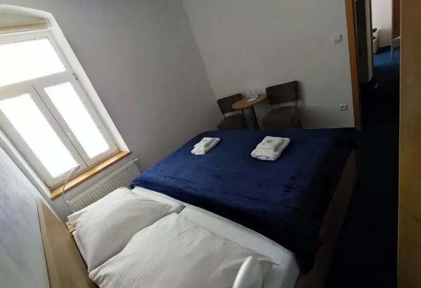 スタンダード４人部屋, Poutní Dům