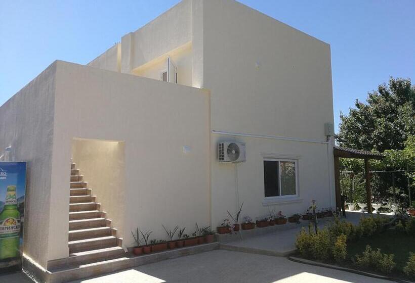 带1个卧室的别墅, вила христови