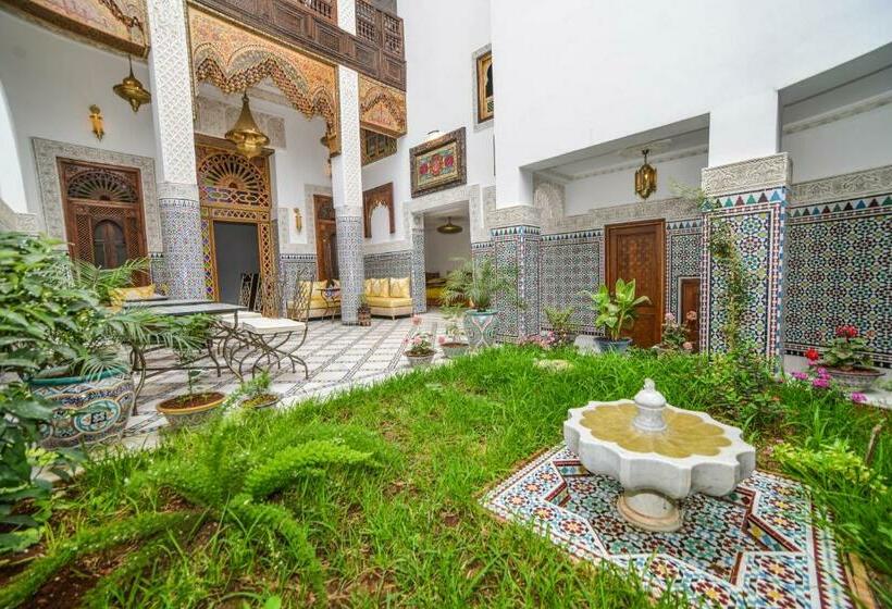 سوییت با چشمانداز باغ, Riad Fez Mahal