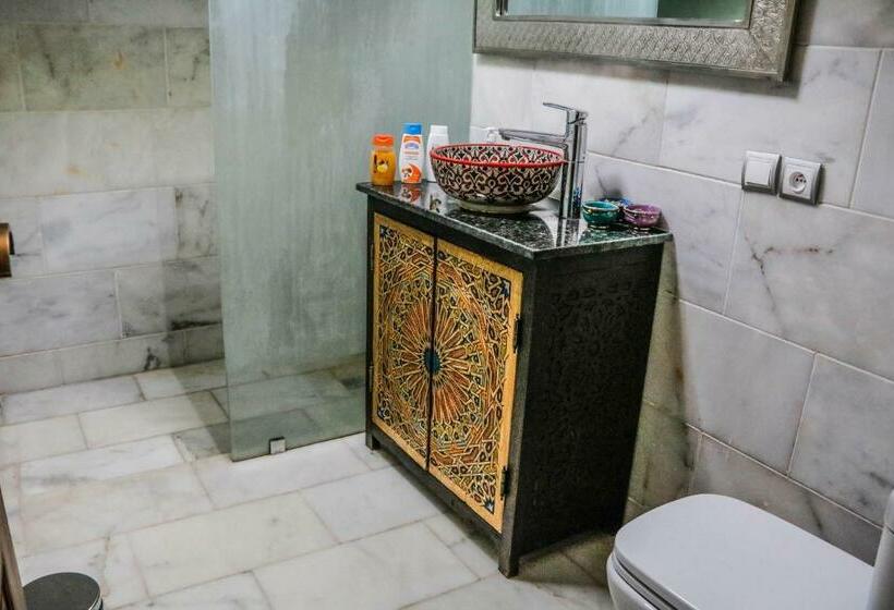 سوییت با چشمانداز باغ, Riad Fez Mahal
